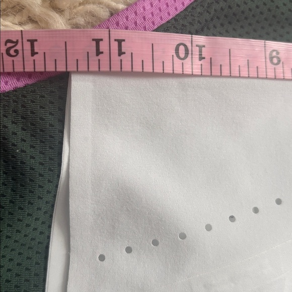 Athleta Terra Crop Tank Size Extra Large - Picture 8 of 8